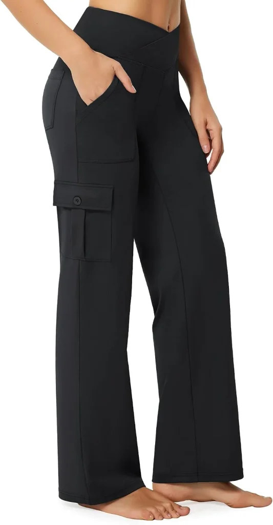 The Casei cargo flare yoga pants in black show their utility cargo pockets in the product image.